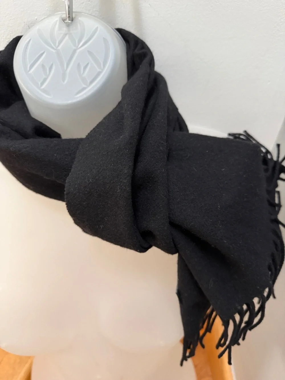 Jos. A. Bank 100% Cashmere Black Fringe Scarf - Classic Luxury